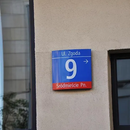 Apartment Zgoda 9 *